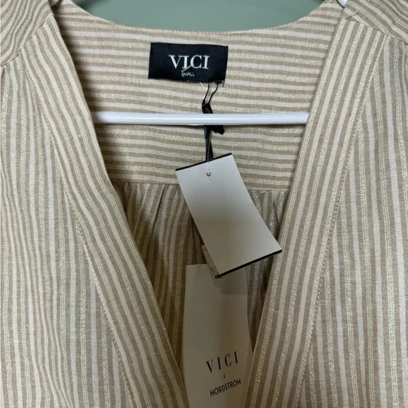 VICI Women’s V-Neck Top Color Natural/Gold Small Style NVT0099‎ - Picture 7 of 8